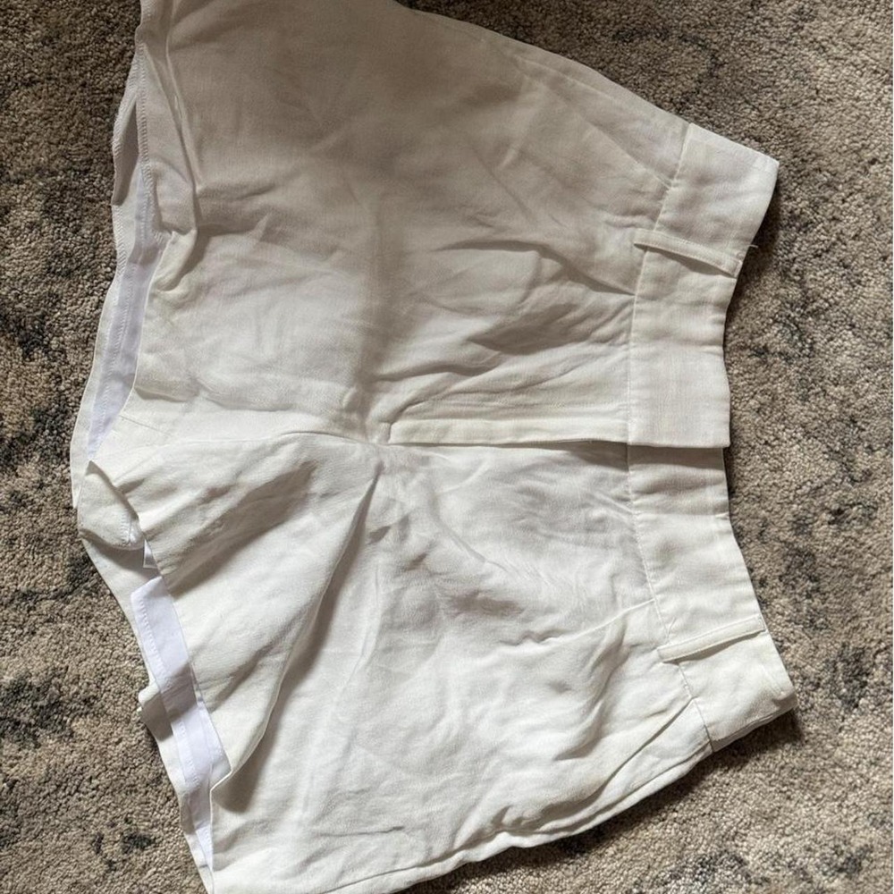 Express Stylist Super High Rise White Linen Shorts Womens Size 6